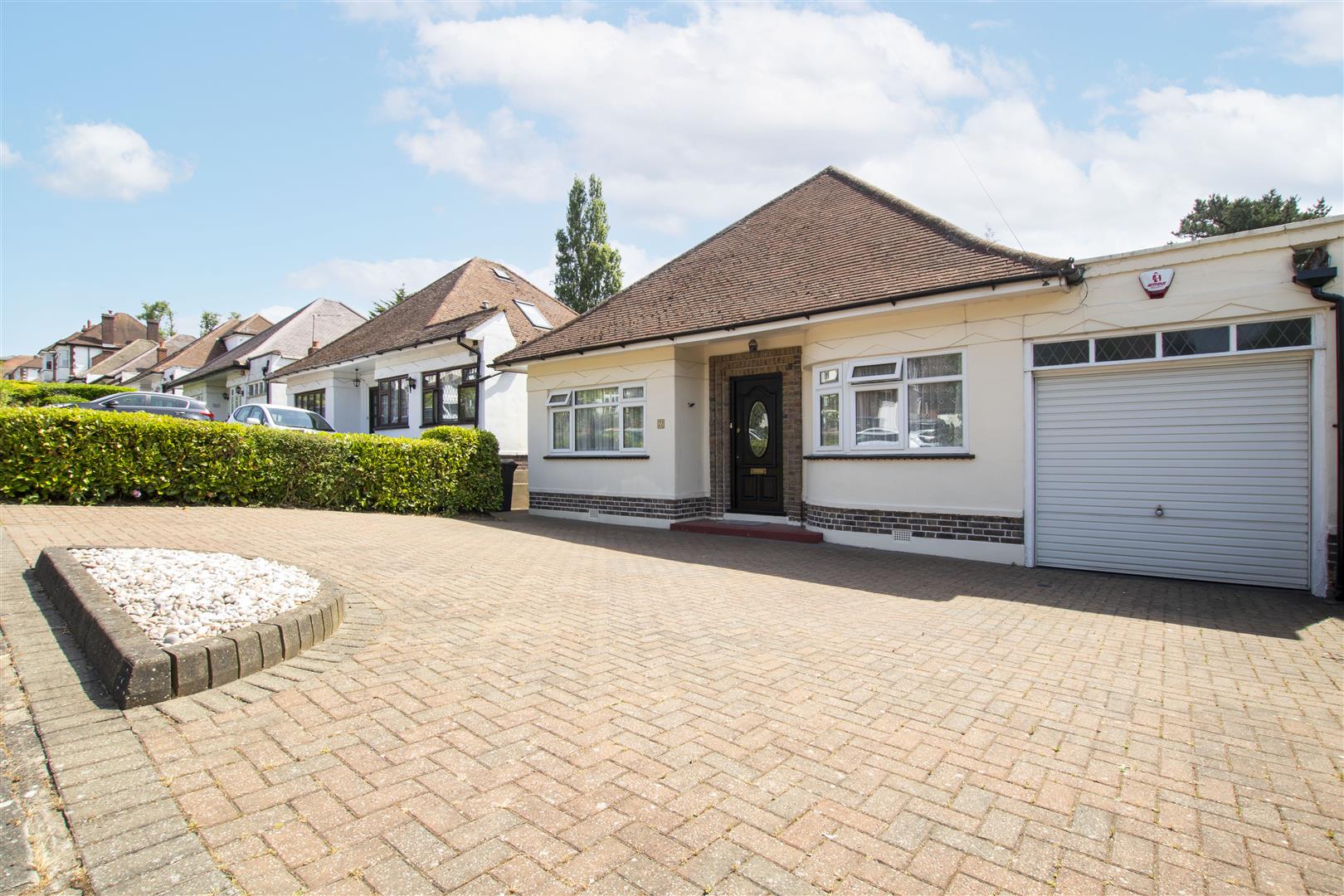 Oak Avenue, Enfield Lanes Estate Agents